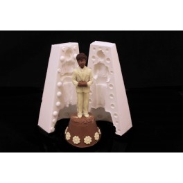 STATUE KID FIRST COMMUNION BOY